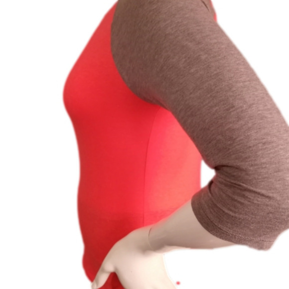 Athletic works 3/4 sleeve baseball style shirt - Picture 4 of 4